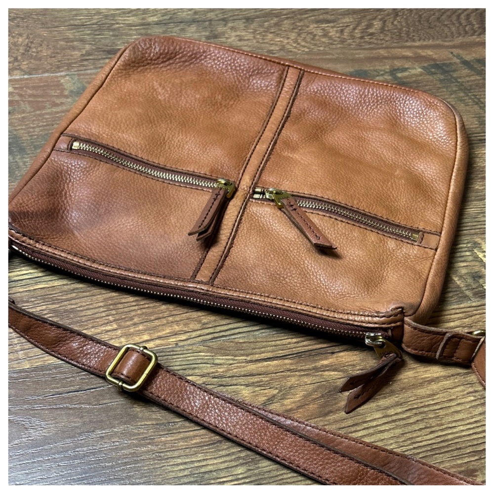 FOSSIL Erin Messenger Bag - Picture 3 of 10